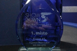 Main Eventu Showdown Poker Festivalu vévodí po dni 1A Ondřej Lakatoš