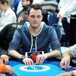 RedBet Hunter Prague - den 1B: Bajer, Hýbl a Krapinec v TOP5