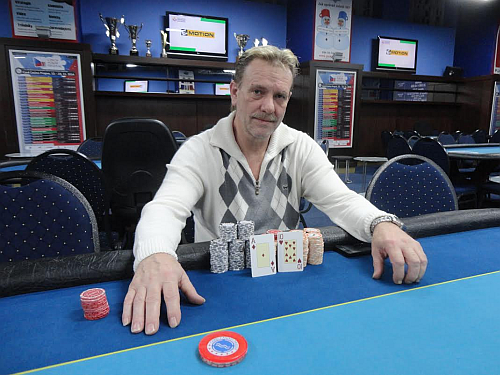 Sobotní Celebrity speciál 250K GTD skončily v Cardu dealem ve třech