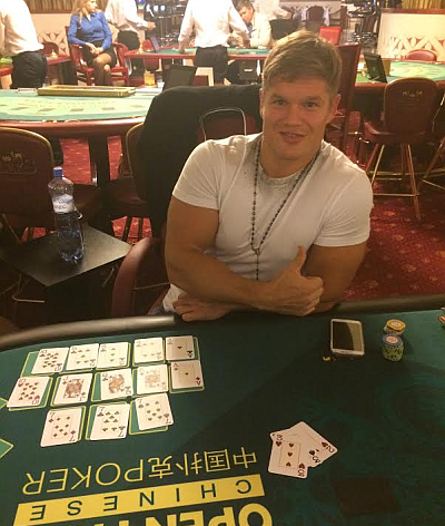 OFC Series: V úterním Aleksu zvítězil David Bajer