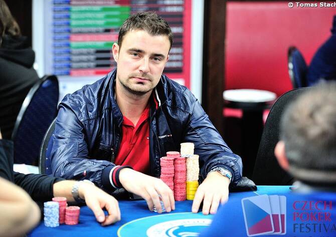CPF - Event #01: Millionaire: Po dni 1C se na chipleadu usadil Martin &quot;Rozhodčí&quot; Klejna