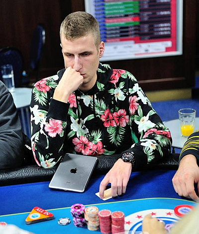 CPF - Event #01 - Milionář: S nejvyššími stacky míří do finále Mach, Klejna a Greizinger