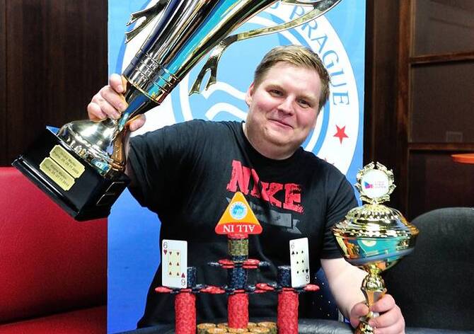 Hold&#039;emovým šampionem pro rok 2014 je Mik Filatov!