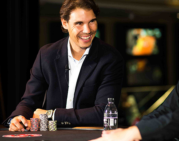 Tenista Rafa Nadal porazil v pokerovém duelu fotbalovou legendu Ronalda