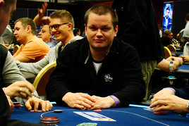 EPT11 Prague Main Event: Kompletní seating a chipcount druhého hracího dne