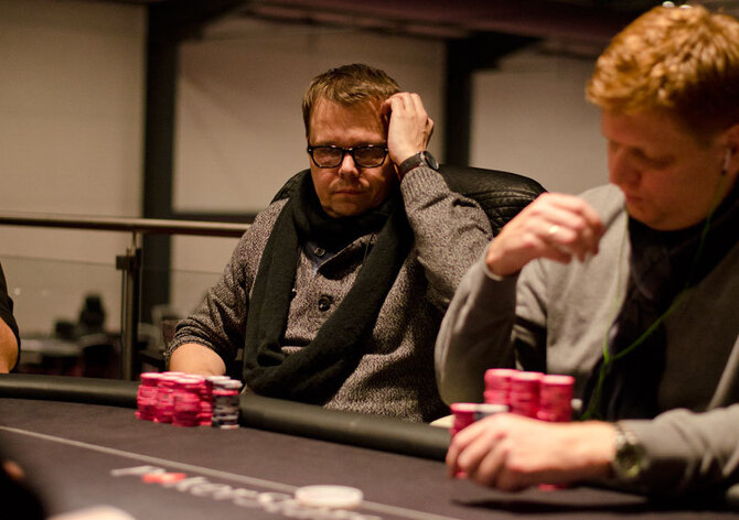 EPSC Main Event: Marek Dostál veze z Rozvadova po dealu ve čtyřech přes €22.000!