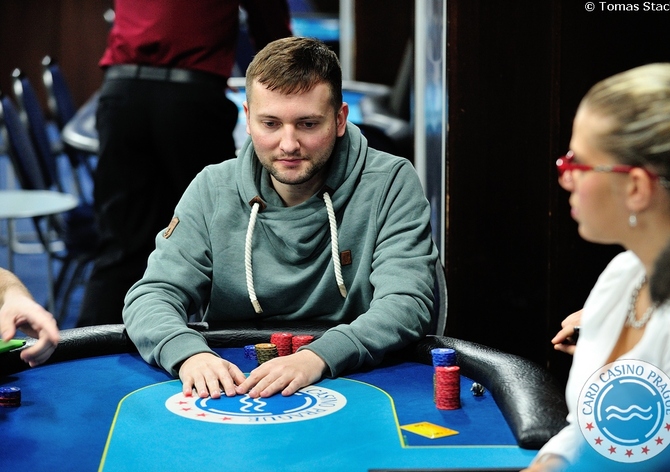 FPS: Do druhého dne rekordního FPS Deauville postupuje sedm Čechů