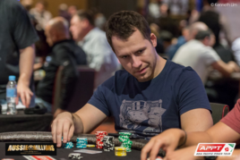 Aussie Millions ME: Daniel &quot;jungleman12&quot; Cates je po dni 1B průběžně druhý