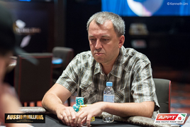 WSOP Milionář: Hanusek ITM, Suchánek prošel do třetího dne