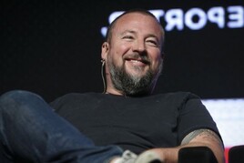Večerní bulvárek: Výkonný ředitel mediálního gigantu vyhrál ve Vegas $1M
