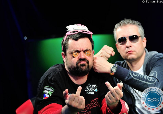 Záznam live streamu České Pokerové Tour - Slaběňák, Novotný, Huňka, Pecháčková...