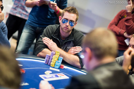 EPT Malta: Chipleaderem finále €25K High Rolleru je největší pokerový smolař Connor Drinan