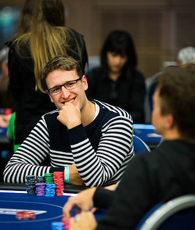 EPT Malta: Ve dni 1B řádil Max Silver. Pokračují i Duda, Bednář a Ramík