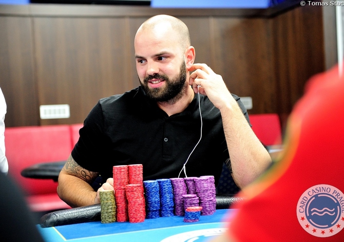 ČPT Masters Main Event: Úvodní flight s přehledem pro Michala Schöna