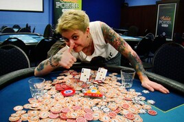 Královnou SuperFinále Národní Pokerové Ligy je Veronika Kokočeva
