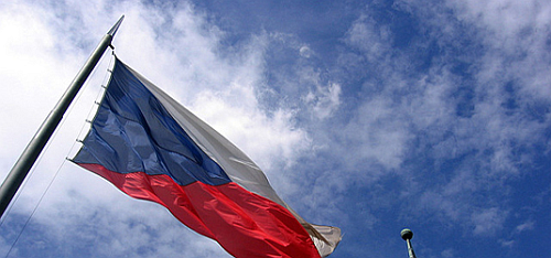 Letní edici Czech Poker Masters vede po první flightu Slovák Bednár