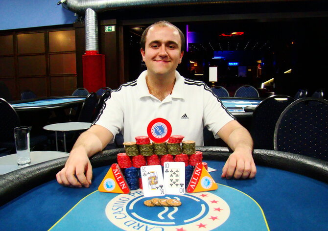 Květnový High Roller České Pokerové Tour skončil vítězstvím Poláka Dariusze Berese