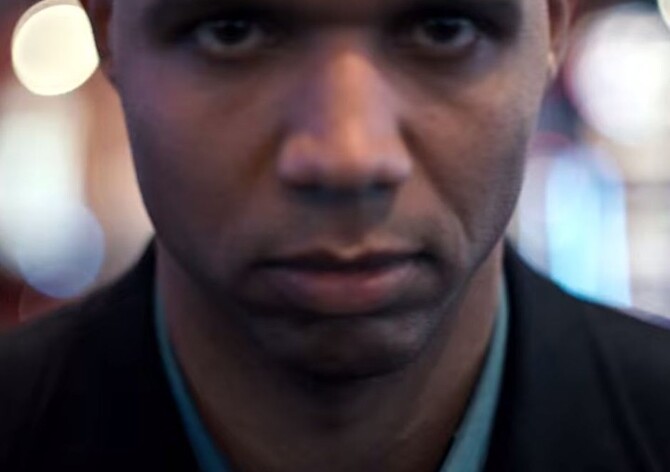 Phil Ivey účinkuje v další reklamě na automobilku Chrysler
