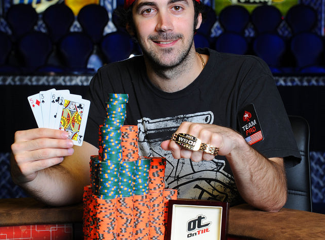 "Přísňák" Jason Mercier. Během týdne vyhrál už třetí SCOOP event!