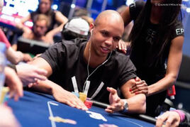 Online High Stakes: Phil Ivey prožívá skvělý měsíc. Vyhrál už $800.000