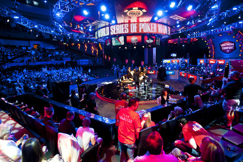 Main-Event-Table-WSOP