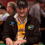 Jacobson, Hellmuth, Esfandiari nebo Merson útočí na první náramek
