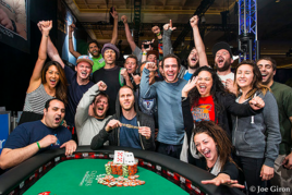 WSOP: Jeff Madsen si k narozeninám nadělil čtvrtý zlatý náramek