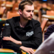 WSOP: Kabrhel ničil soupeře nekonečnými tank módy. Ti proti němu sepisují petici!