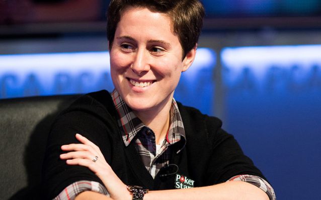 Vanessa Selbst kralovala v Super High Roller Celebrity Shootout. Získala $1.000.000		