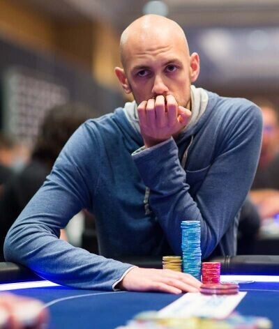 EPT €50K Super High Roller: Hvězdnou sestavu vede po prvním dni Stephen Chidwick