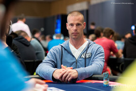 Patrik Antonius: &quot;Online cash games dnes nelze bez pomocných programů porážet&quot;