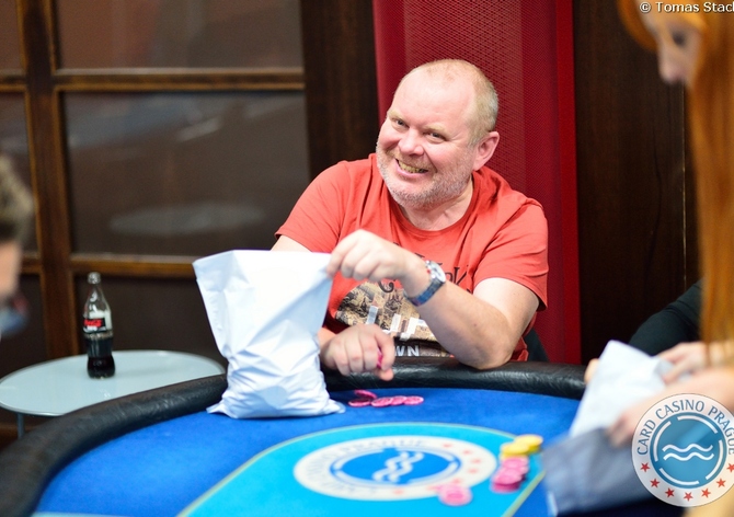 ČPT Masters září: High Rolleru vévodí po prvním dni Petr Targa