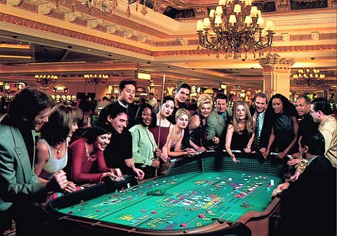 Čtveřice podvodníků obrala lasvegaské kasino Bellagio o $1,5 milionu!