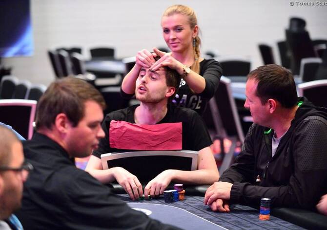 Druhý den Main Eventu WSOP Circuit Rozvadov si zahraje 19 českých hráčů