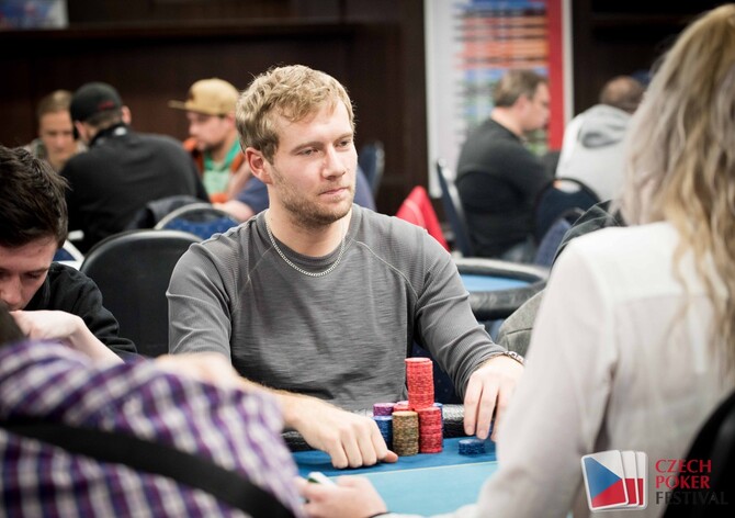 ČPT Masters: Úvodní flight milionového turnaje s přehledem pro Tomáše Pletichu 