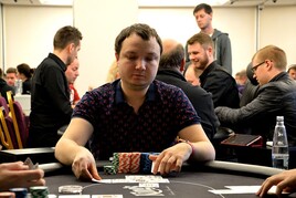OFC World Championship: Dvanáctce finalistů vévodí Rus Bagirov. Češi mimo ITM