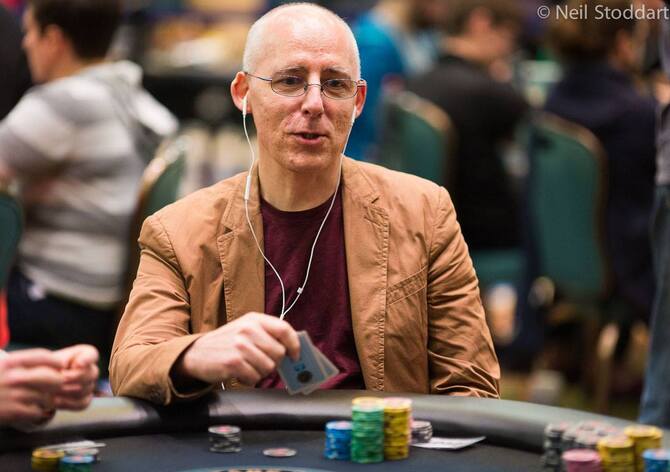 PCA $100K Super High Roller: Po prvním dni je ve vedení Brit Talal Shakerchi