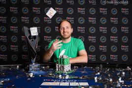 Main Event PCA ovládl Mike Watson, v heads-upu porazil Tonyho Gregga