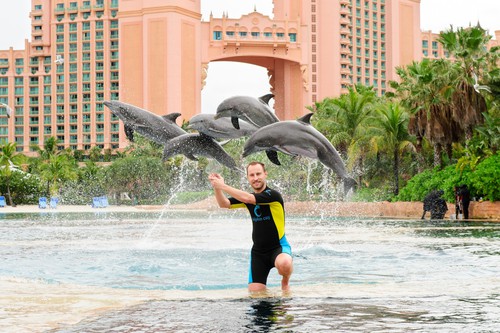 PCA 2016 Event 36 Lukas Jebavy and dolphins Bahamas Tomas Stacha-0943