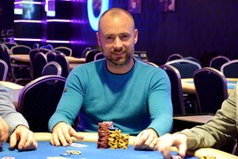 RebuyStars - 1,5M GTD: Úvodní startovní flight 1A byl spanilou jízdou Marka Holera