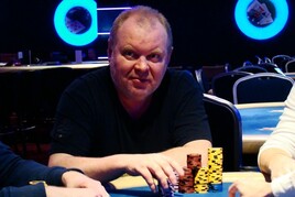 RebuyStars 1,5M GTD: Z třetího flightu postoupilo pouze 5 hráčů vedených Petrem Targou
