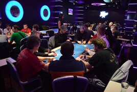 RebuyStars 2M GTD: Ze sobotních flightů postoupilo 36 hráčů