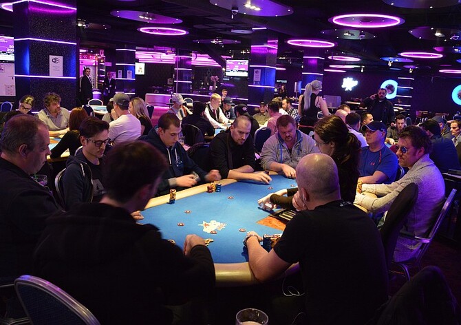 Rebuy Stars: Milionový turnaj vede po prvním flightu Miroslav Žitka