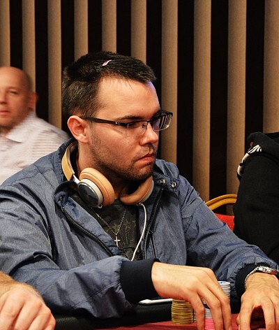 Vysoce doplácený květnový Warm-Up chipleaduje po 1B Martin Urbánek