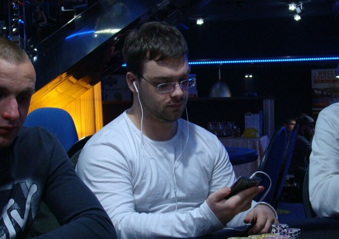 Benelux Classics Warm-Up: Po dni 1A je na chipleadu Toni Ravnak!