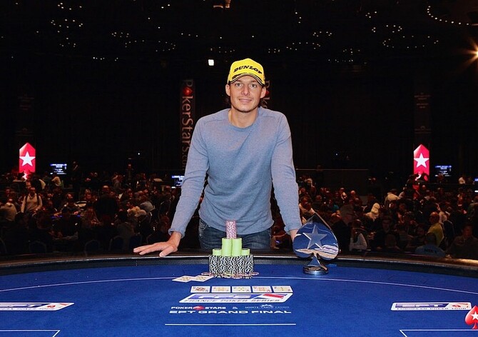 Monte Carlo: Dossetto si v heads-upu poradil s Farrellem a opanoval FPS
