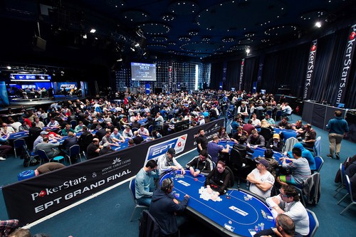 NEIL1941EPT12MON_Tournament_Room_Neil Stoddart