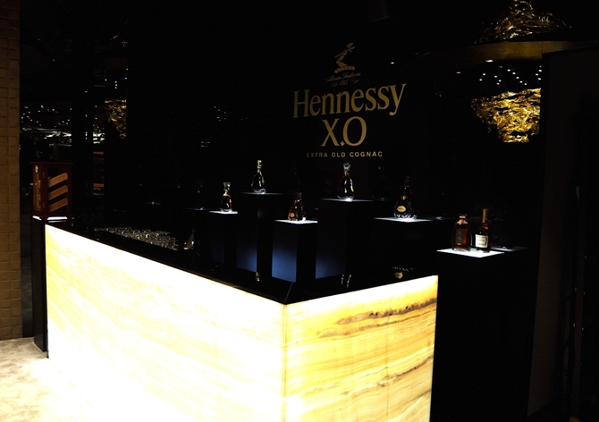 Magic Planet Grandior si na dnešní večer přichystal Grand Opening party!