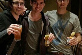 Holz, Kempe a Haxton dealnuli v Arii $50K Super High Roller