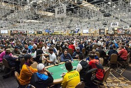 ESPN už odvysílala 4 epizody letošní WSOP, zatím bez Vojtěcha Růžičky